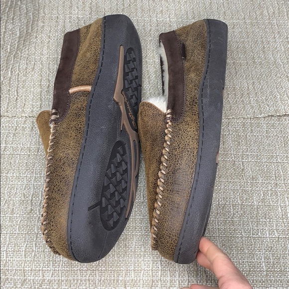 bob timberlake bison slippers